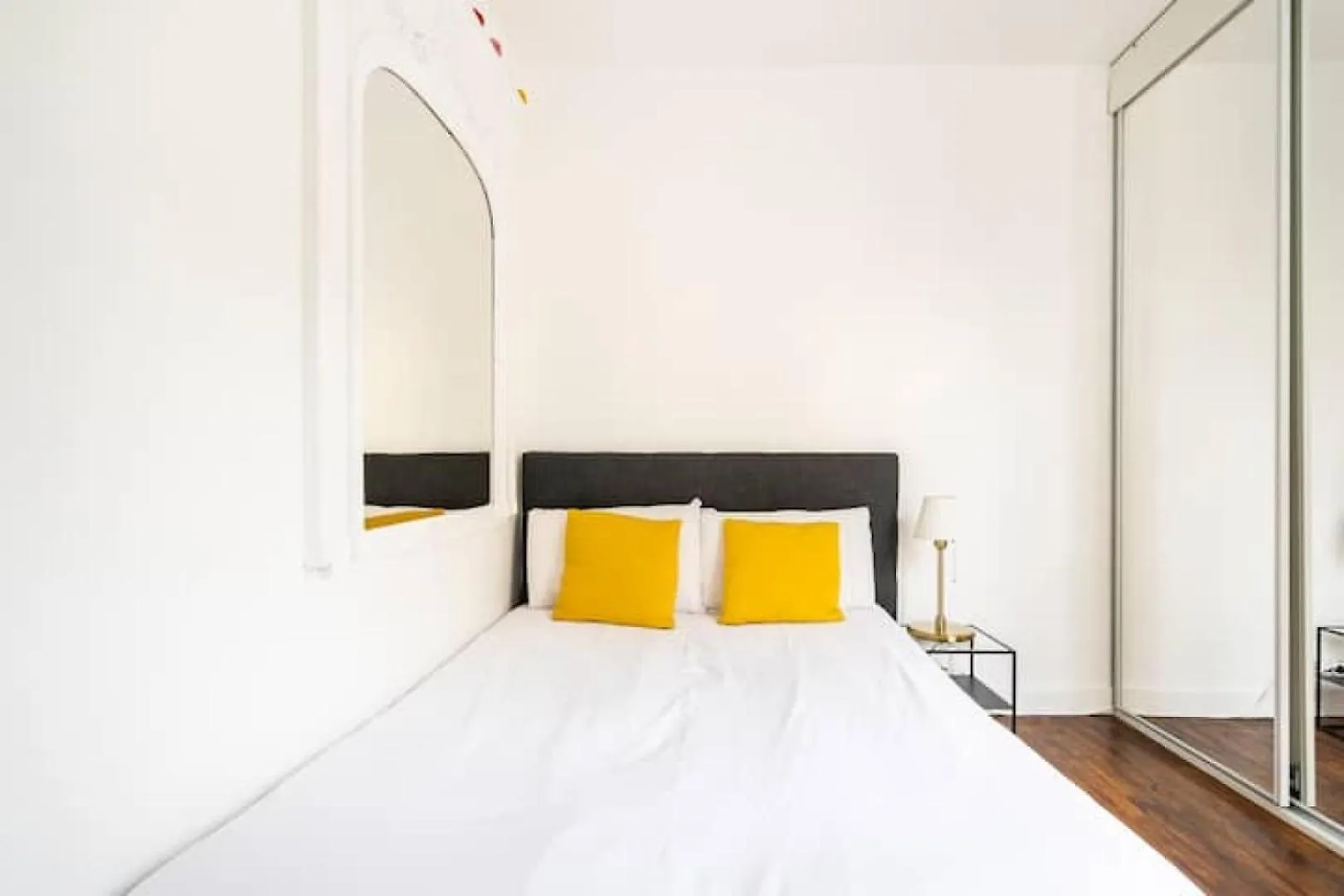 Cocoon In The Heart Of Batignolles | By Airnest Апартаменты *